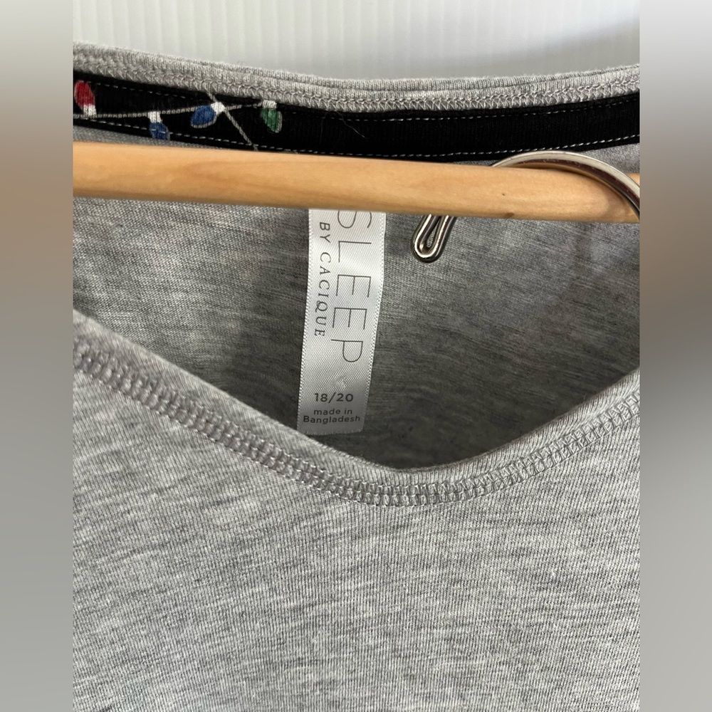 3 for $25!!! CACIQUE Lane Bryant Christmas PJ’s size 18/20 - Picture 11 of 12